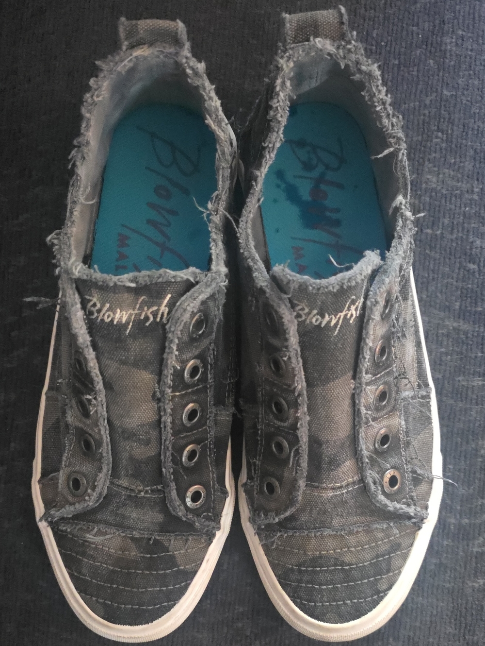 Blowfish Distressed Slip-On Sneakers in Camo Women's 8.5 No Size Label
